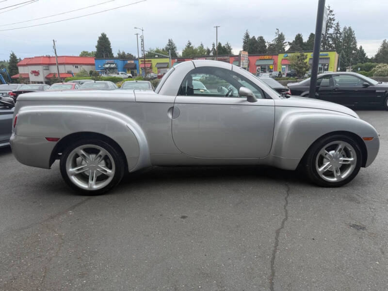 2004 Chevrolet SSR LS