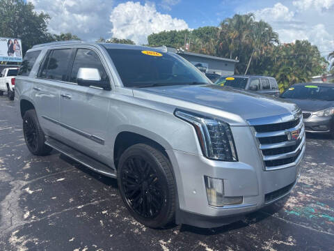 2017 Cadillac Escalade Luxury