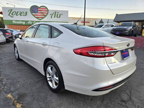 2018 Ford Fusion SE