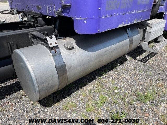 2000 Freightliner Conventional XL