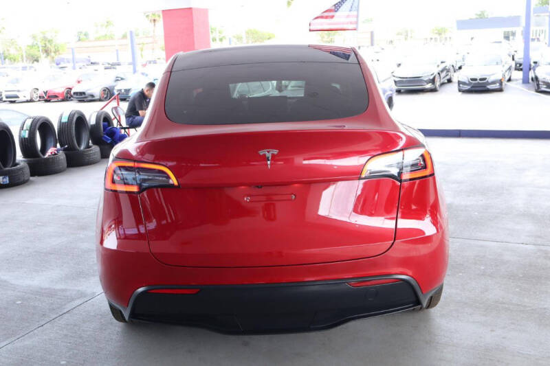2023 Tesla Model Y Long Range