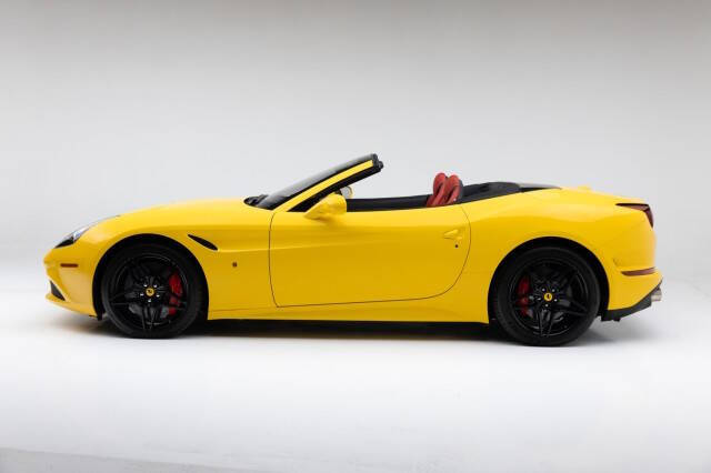 2016 Ferrari California T