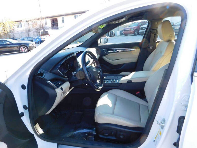 2020 Cadillac CT5 Luxury