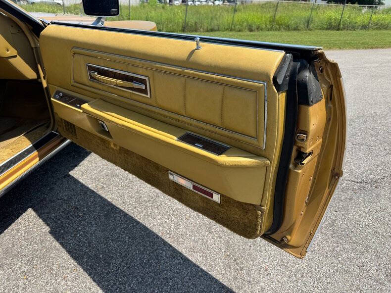 1976 Lincoln Continental