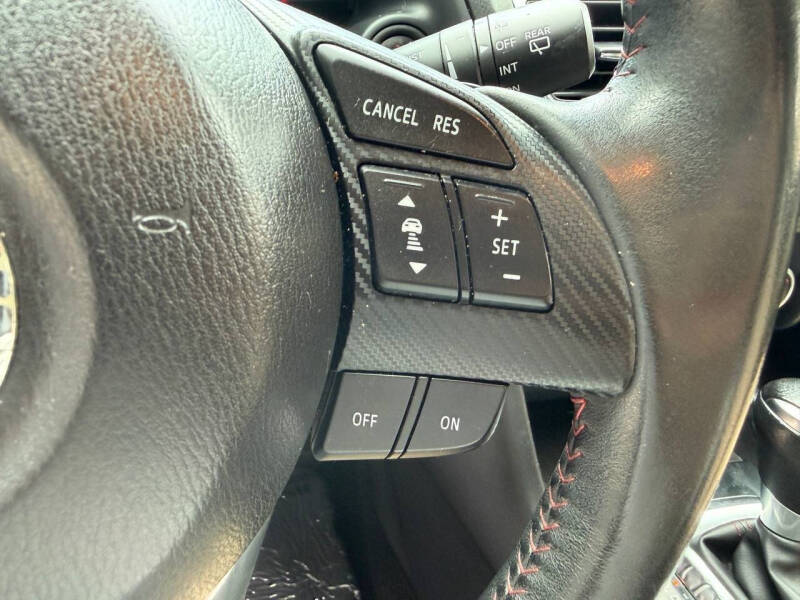 2014 Mazda MAZDA3 s Grand Touring
