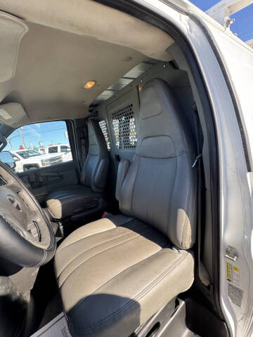 2016 GMC Savana 3500