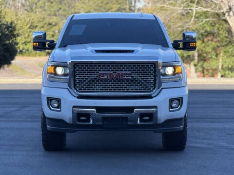 2017 GMC Sierra 2500HD Denali