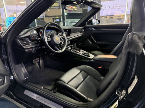 2022 Porsche 911 Carrera