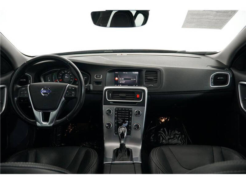 2018 Volvo S60 T5 Dynamic