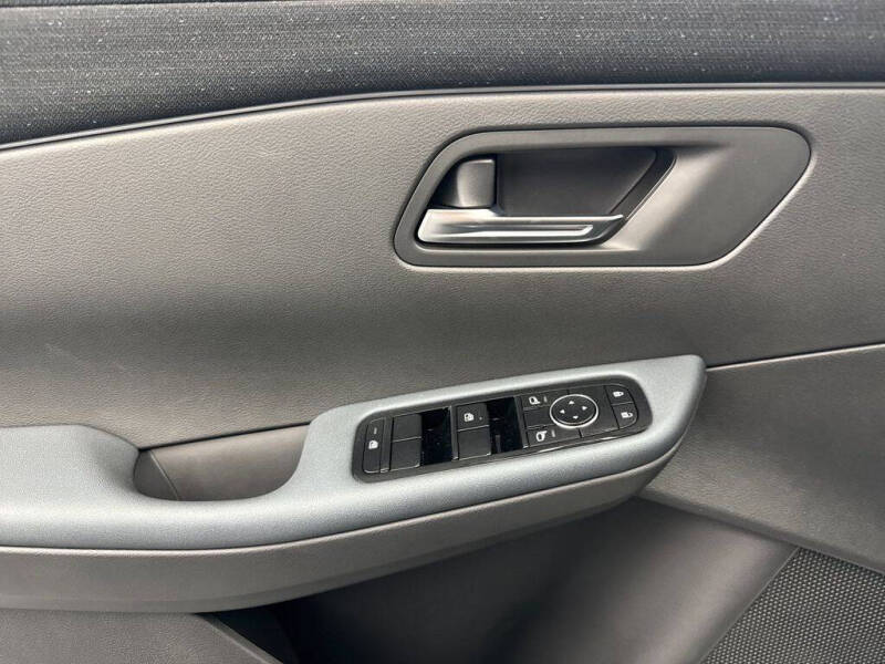 2026 Nissan LEAF SV+