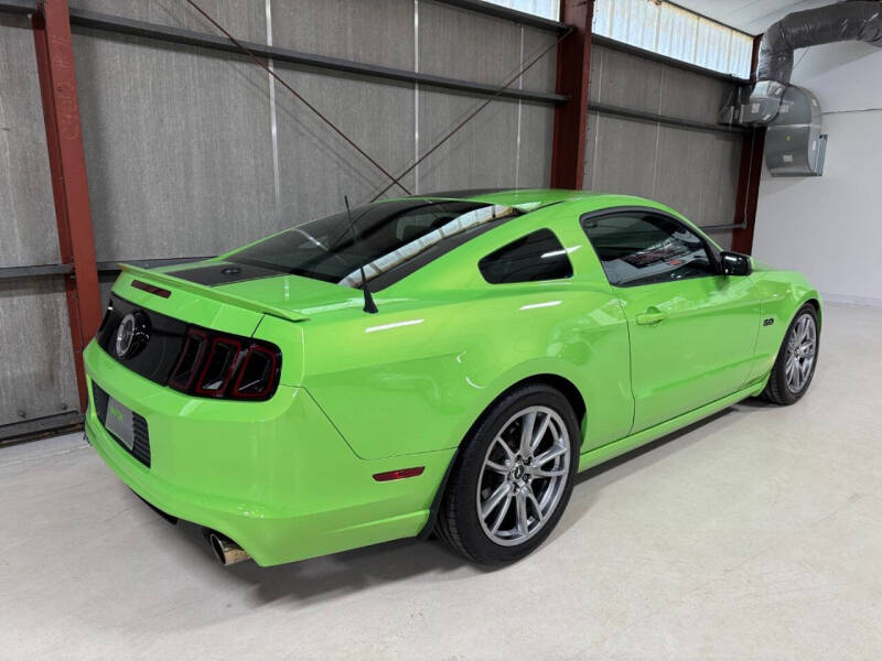 2014 Ford Mustang GT Premium