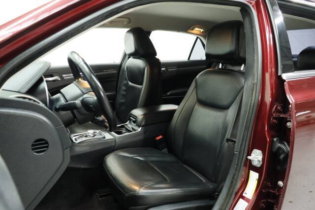 2017 Chrysler 300 Limited