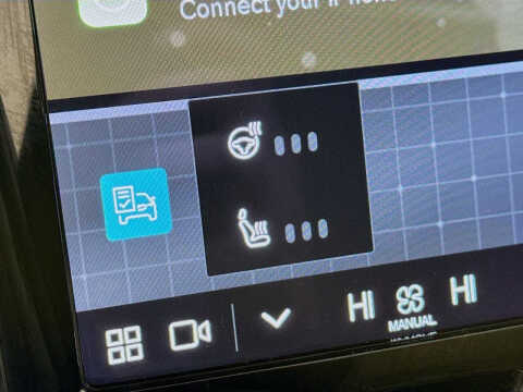 2023 Volvo XC60 B5 Plus Dark Theme