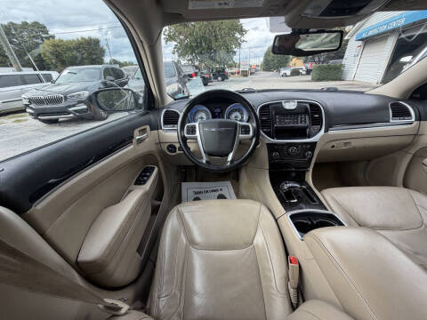 2012 Chrysler 300 Limited