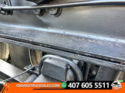 2019 Freightliner M2 106