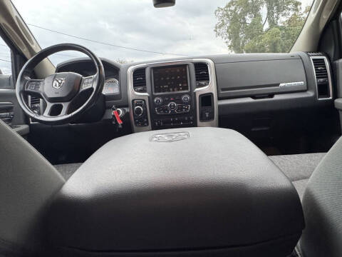 2017 RAM 1500 Big Horn