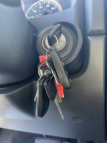 2011 Nissan Titan SL