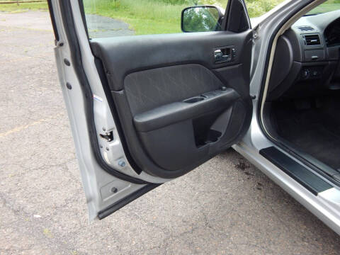 2010 Mercury Milan I-4