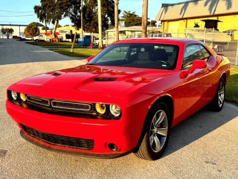 2022 Dodge Challenger SXT