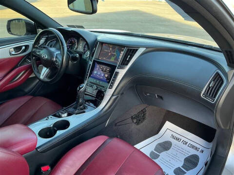 2017 Infiniti Q60 Red Sport 400