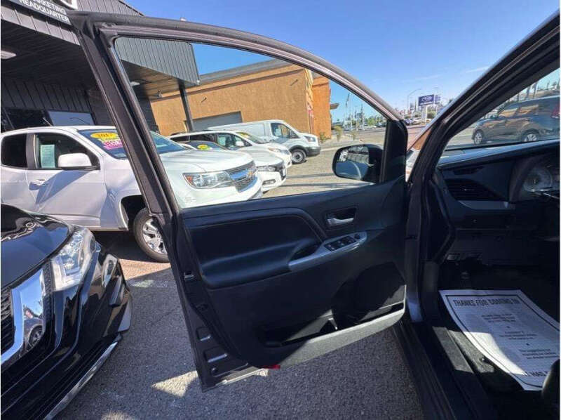 2016 Toyota Sienna