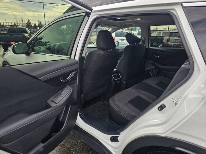 2022 Subaru Outback Premium