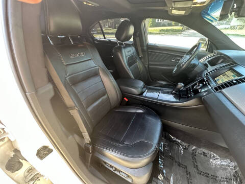 2017 Ford Taurus SHO