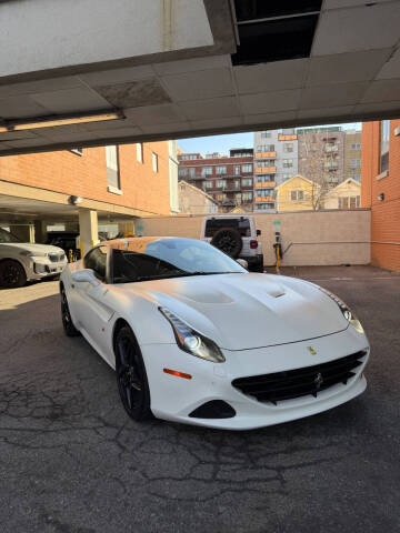 2016 Ferrari California T