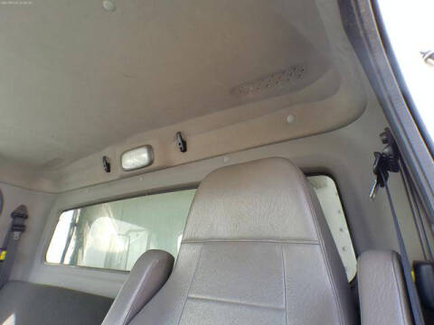 2018 Freightliner M2 106