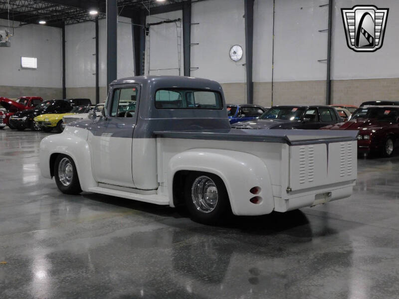 1956 Ford F-100