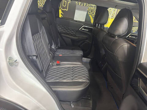 2024 Mitsubishi Outlander PHEV