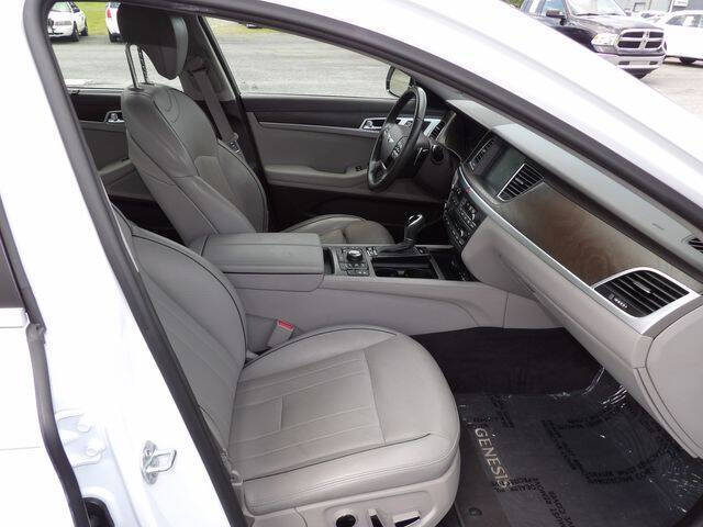 2017 Genesis G80