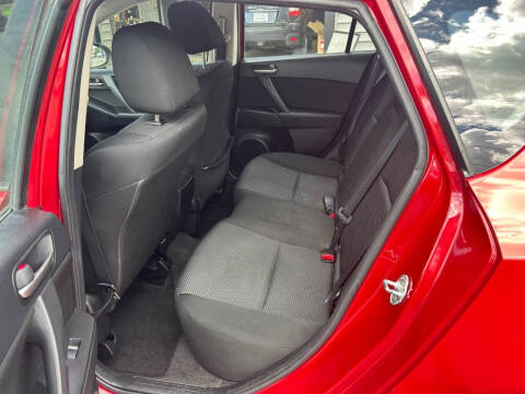 2013 Mazda MAZDA3 i Touring