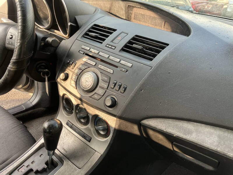 2010 Mazda MAZDA3 i Sport