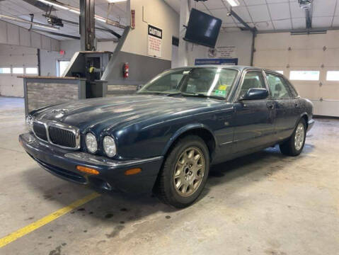 2000 Jaguar XJ-Series for sale at Jeffrey's Auto World Llc in Rockledge PA