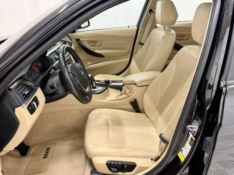 2015 BMW 3 Series 328i