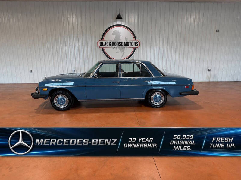 1975 Mercedes-Benz 230