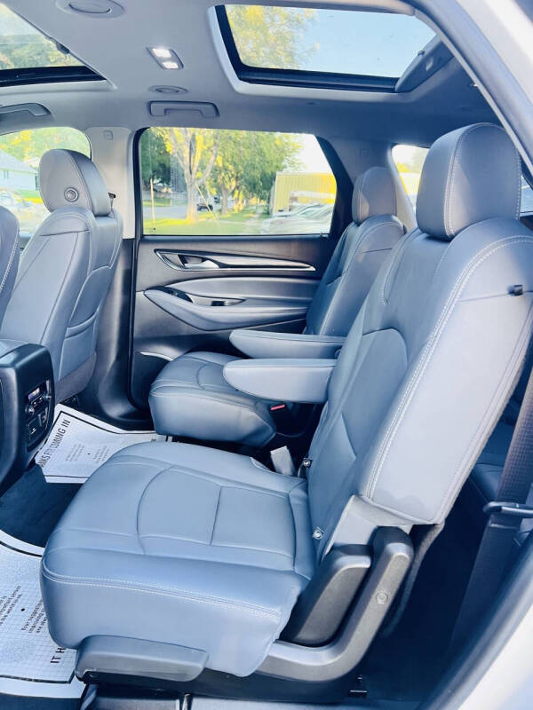 2021 Buick Enclave Essence