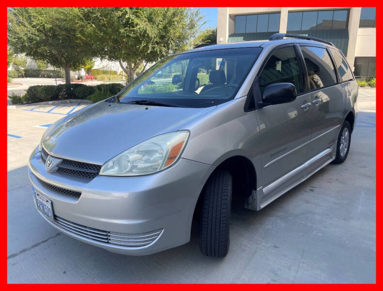 2005 Toyota Sienna CE 8 Passenger