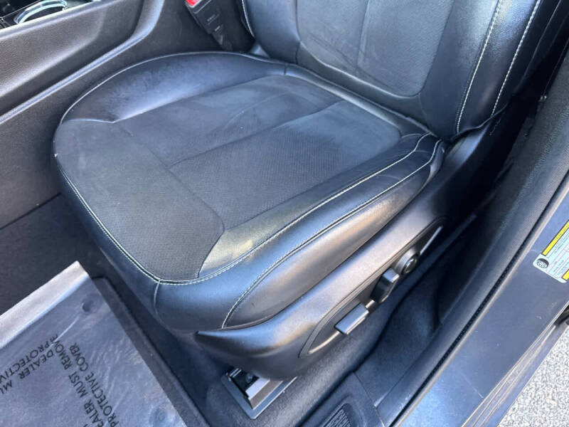 2022 Jeep Grand Cherokee Altitude