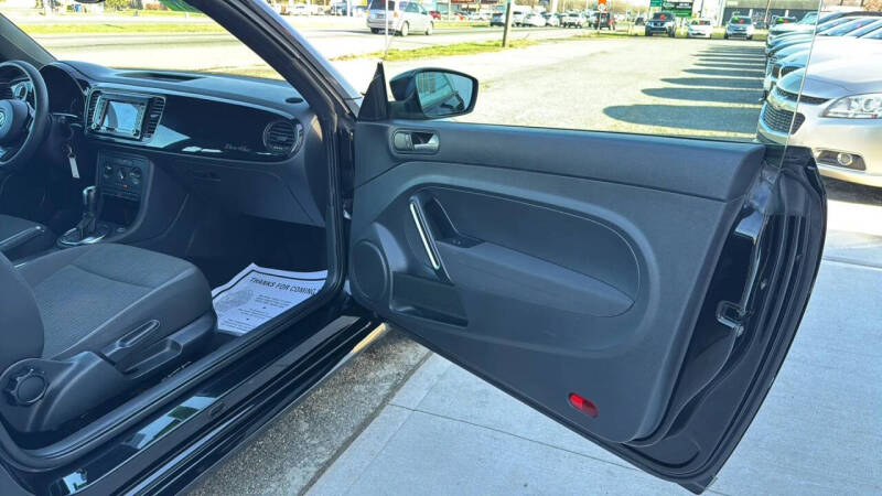 2013 Volkswagen Beetle 2.5L Entry PZEV
