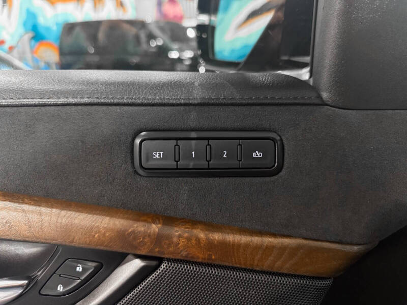 2020 Cadillac Escalade ESV Premium Luxury