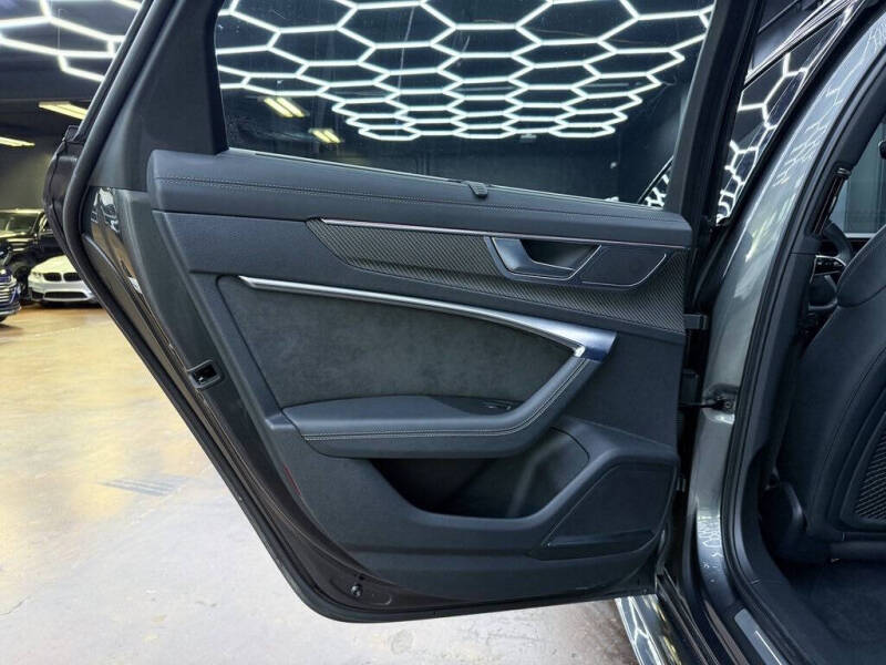 2021 Audi RS 6 Avant 4.0T quattro Avant