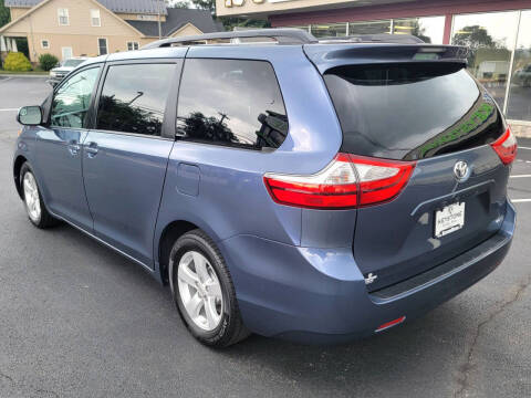 2015 Toyota Sienna