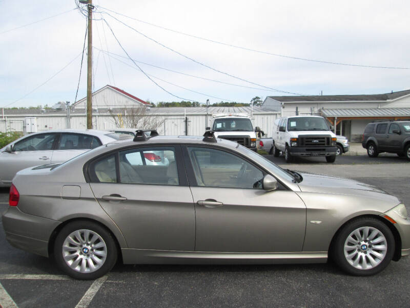 2009 BMW 3 Series 328i photo 3