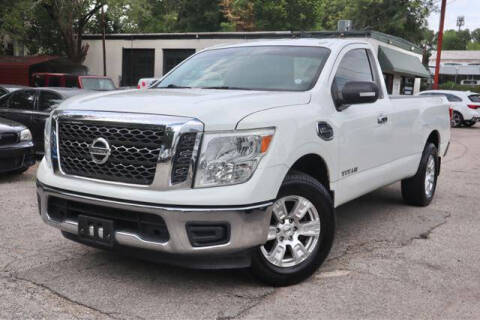 2017 Nissan Titan
