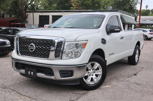 2017 Nissan Titan