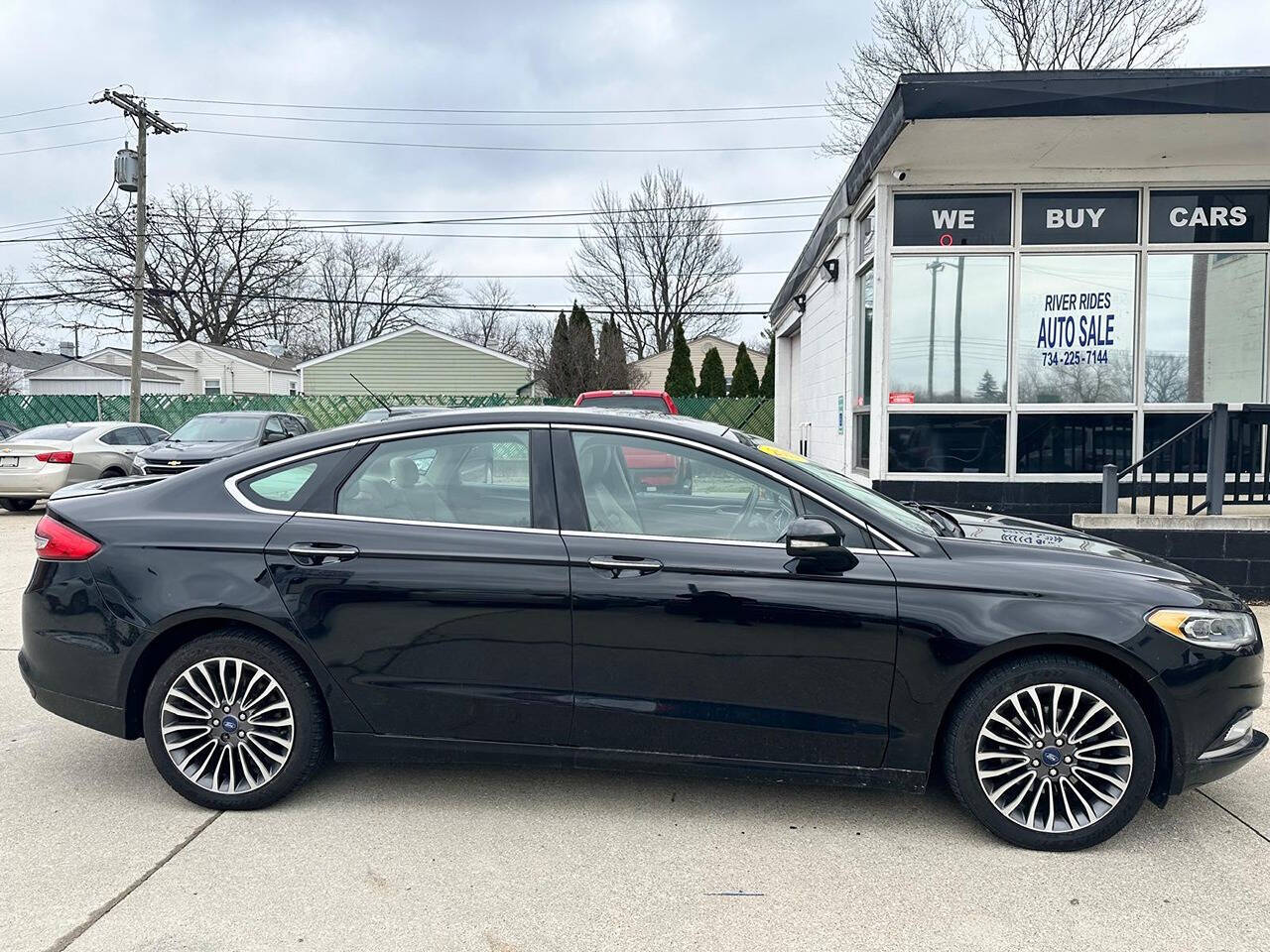 2017 Ford Fusion for sale at River Rides Auto Sale in Riverview, MI