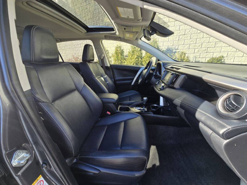 2016 Toyota RAV4 Hybrid Limited