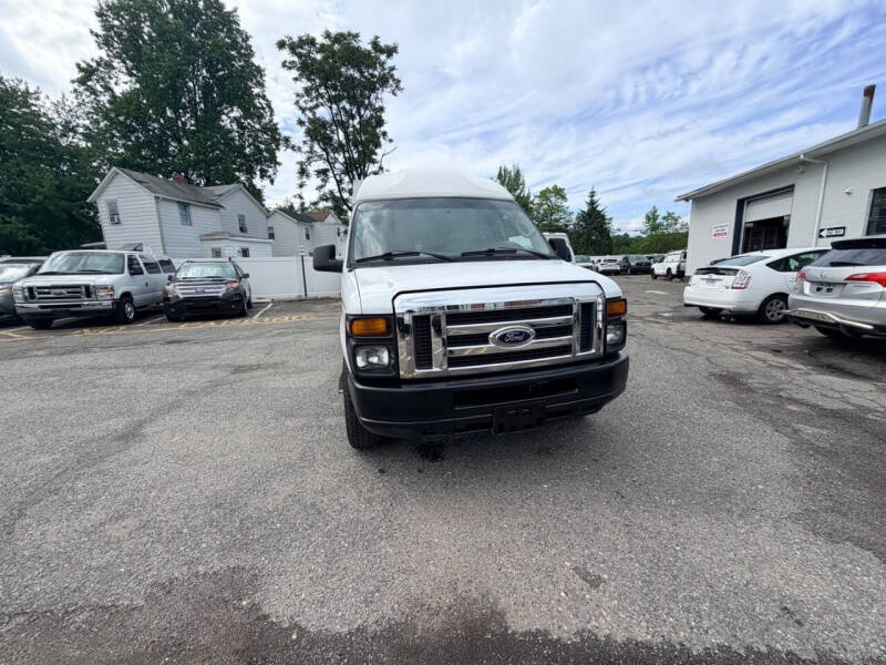 2014 Ford E-Series